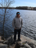 Der graue Hoodie